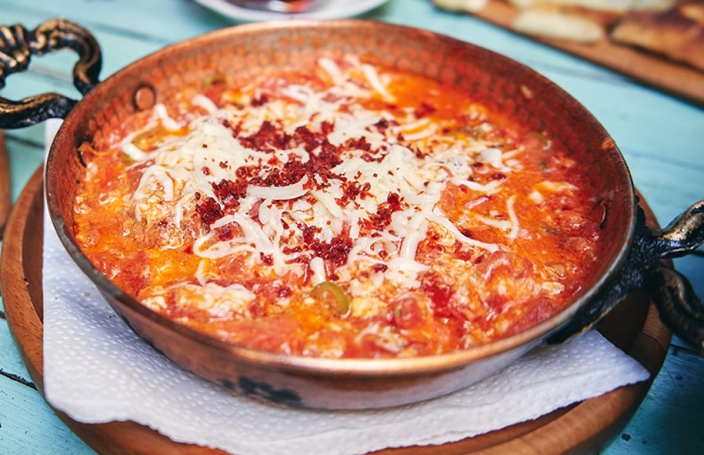 Kaşarlı Menemen 