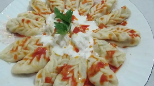 Ev yapımı Hinkal (Mantı)